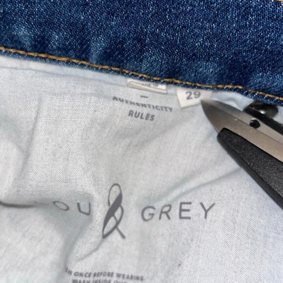 Lou & Grey Distressed Stretch Jeans Size 29 Mid Rise Slim Straight Leg - Picture 6 of 8